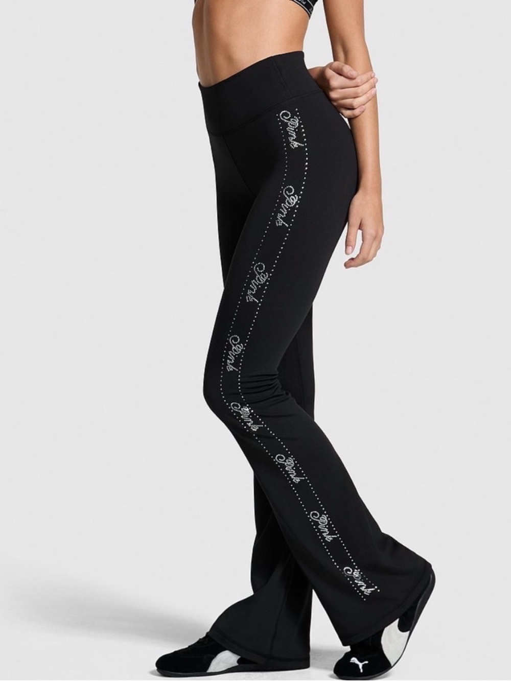 PINK Victoria's Secret Relay Logo Shine Flare Leggings